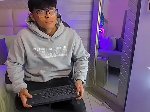 mathias_oberlin - Mathias_oberlin's free webcam - UK Sex Cams