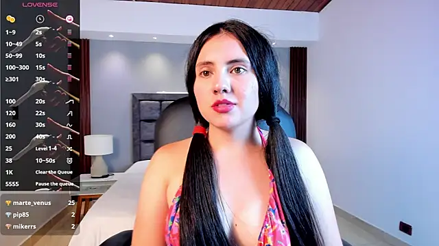 Alicee_Broownn webcam