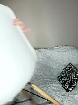 Angellav from StripChat is Freechat