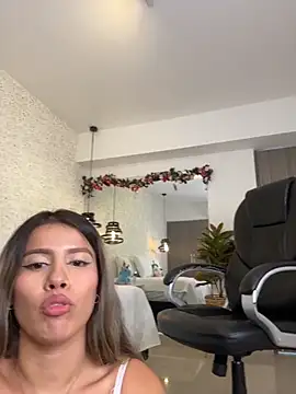 EMILIIA_RICHTER__ webcam