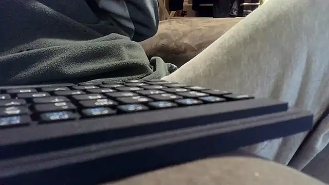 BIG_HARD_COCK_IN_NZ webcam