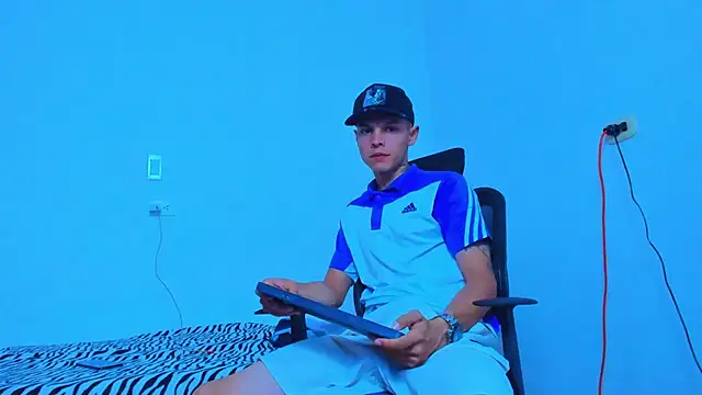 thomas-wil (G young) - suck dick and balls