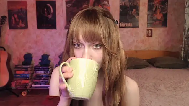 Friendly_Ellie webcam