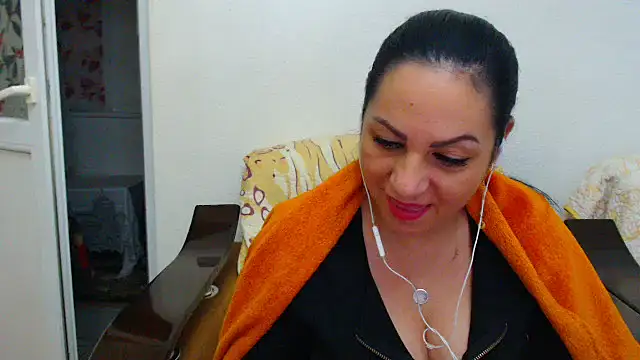 missella - MissElla's free webcam - UK Sex Cams