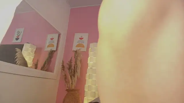 alistoker (F young) - Pinch nipples + saliva