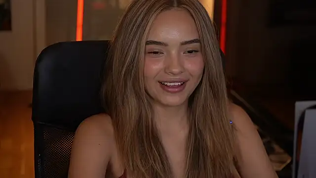 live free chat Irina Grant