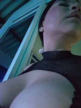 Pretty_Julieta webcam