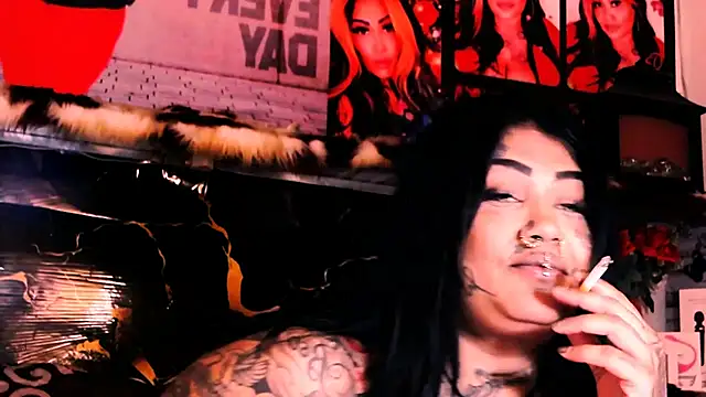 indian_dreamgirl webcam