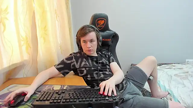 iliaskrislove webcam