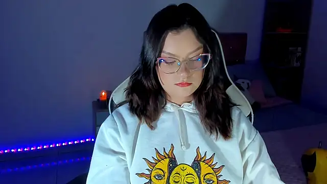 OphelianaRose33 webcam