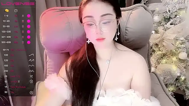 Monica-666888- webcam