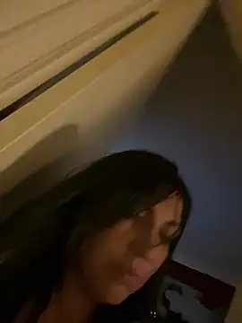 LittleMissEeve's Stripchat show and profile