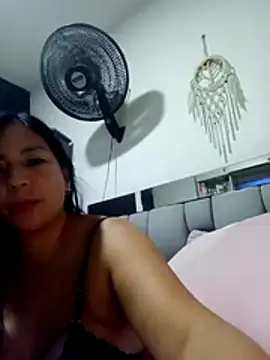 AngelSashaa webcam