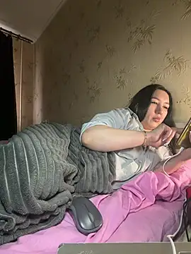 Naughtbaby_2025 webcam