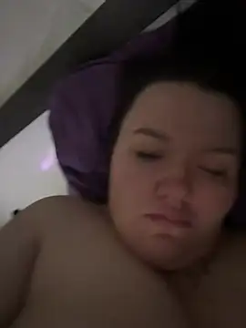 SunnyLeila2101 webcam