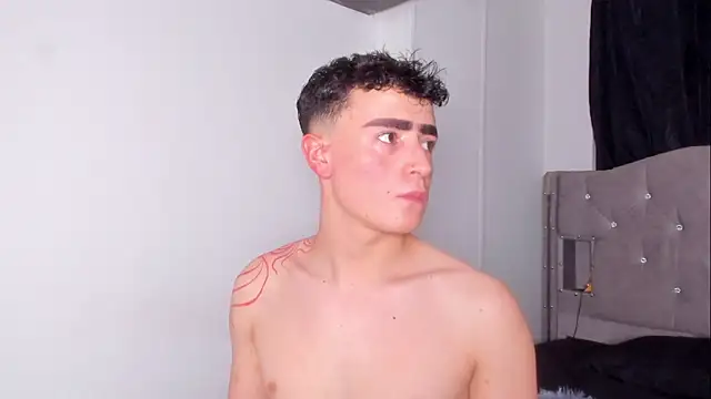 naughtysalomonn webcam