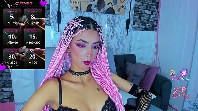 Queen_Cuarxxo webcam