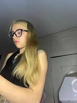 PrettyAshley_ webcam