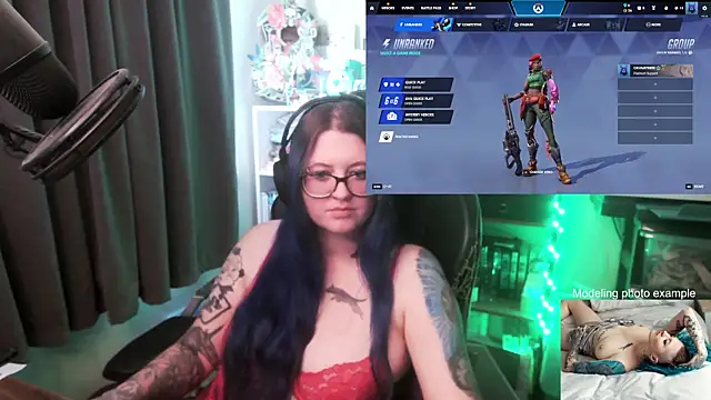 CaptivatedTate webcam