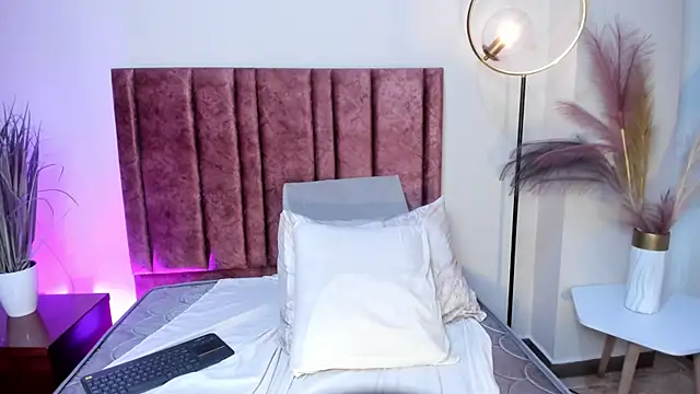 Zamira_Taylor webcam