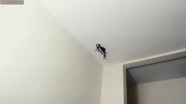 Agatha_Dubois4_ webcam