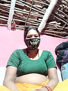 Kirti_sacsena webcam