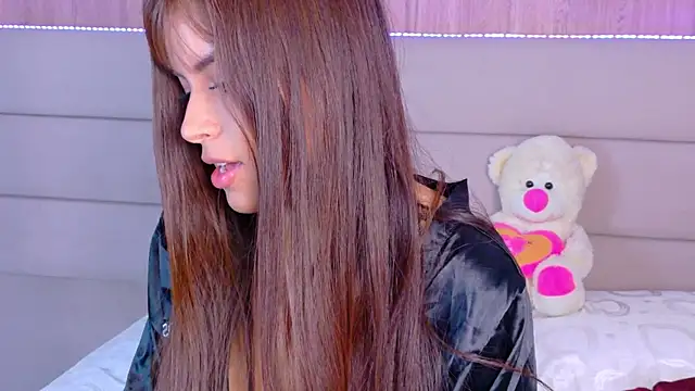 HelenaFoumier webcam