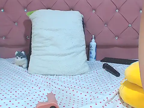 sharonbrown28 webcam