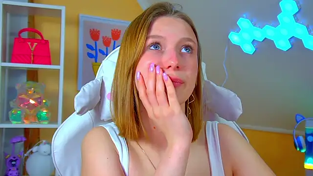 BeatriceBinoche webcam