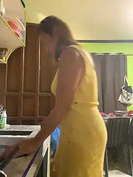 ASIANMISTRESSSS's room