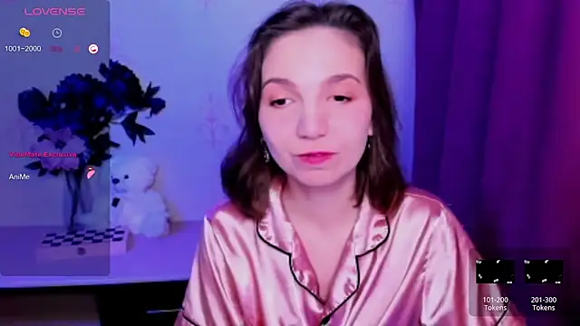 KindHazelHere_ webcam