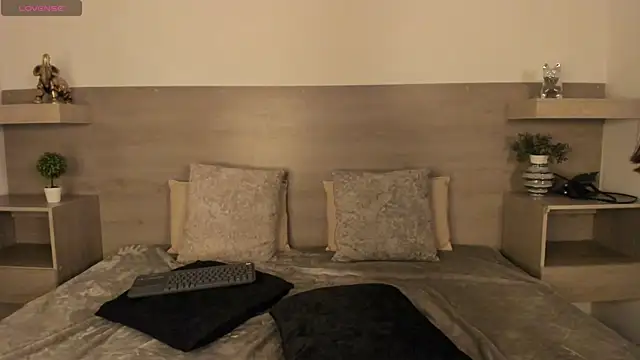 sex webcam chat SharonLyn 