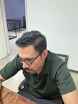 AdrianGarcia89 webcam