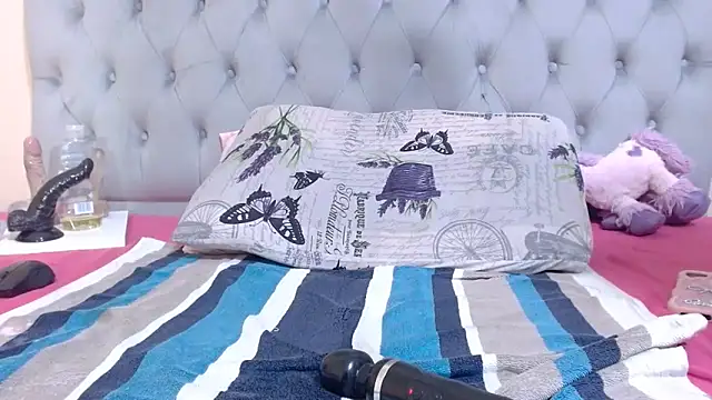 massive_booty25 webcam