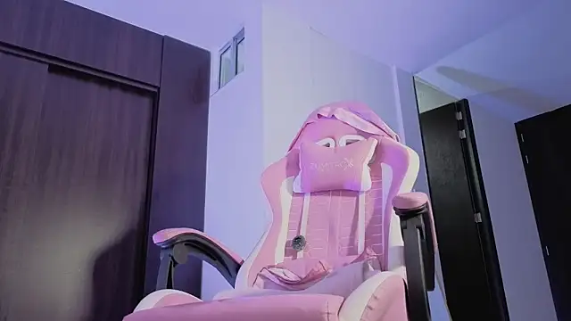 simpson_alice webcam