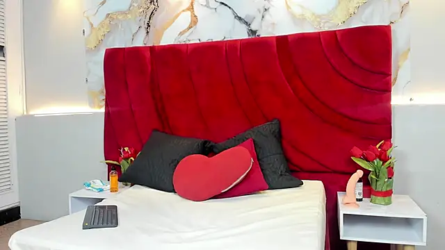 Samantha_Dessire webcam