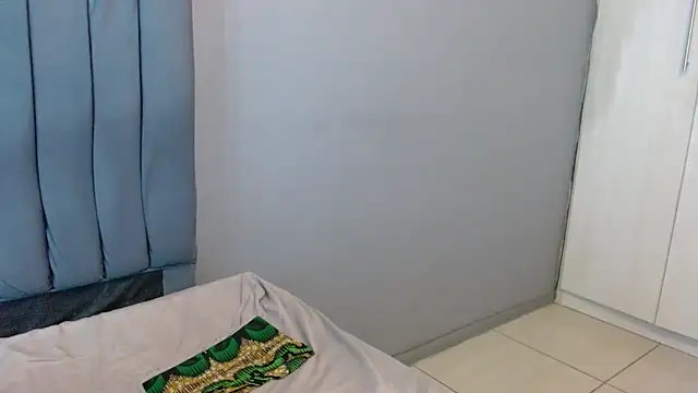 ChubbyBuddyxXx webcam