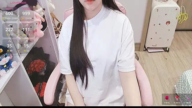 Nana_Chu webcam