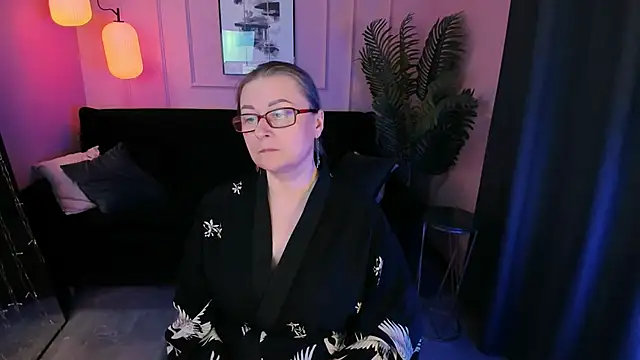 Alexandra_Kind webcam