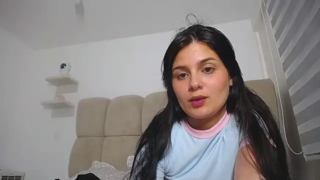 sofiabanks_ - SofiaBanks_'s free webcam - UK Sex Cams