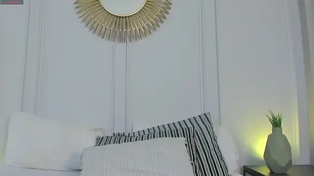 charlottebrownn_ - CharlotteBrownn_'s free webcam - UK Sex Cams