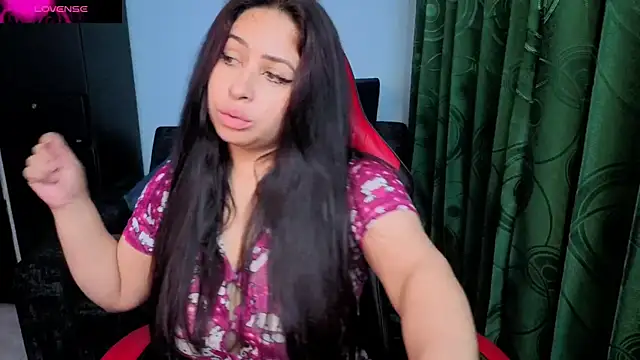 charlotee_lovee69 webcam