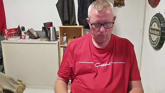 Dutch_Daddy webcam