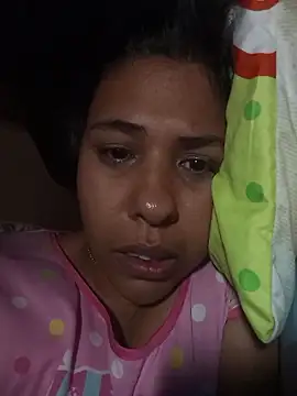 IVONNE_COLLINS33 webcam