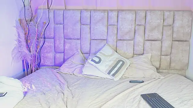 NanyMatrioska webcam