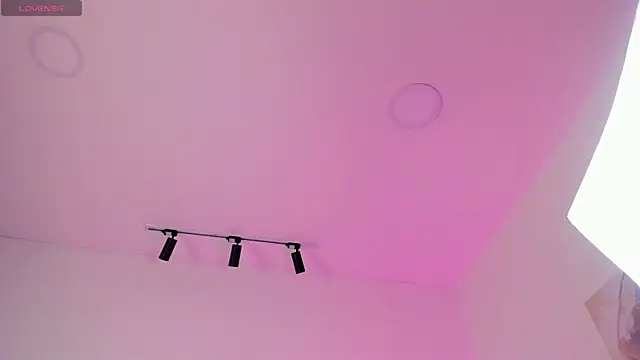 megan__winters webcam