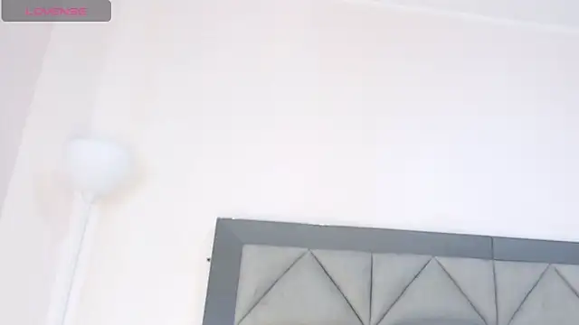 genesis_moretz webcam