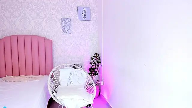 Krissi_latore webcam