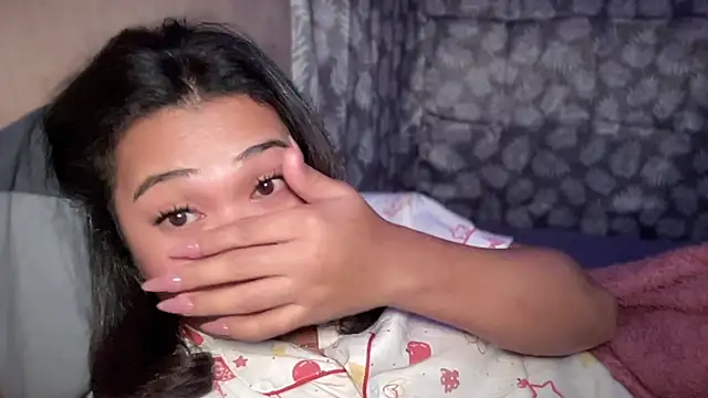 exotic_alyssa69 - Exotic_alyssa69's free webcam - UK Sex Cams