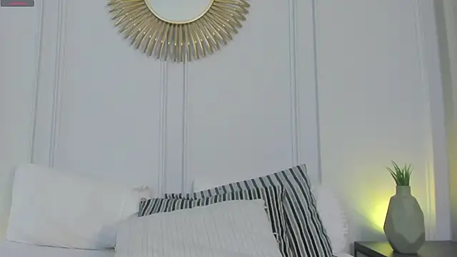 CharlotteBrownn_ webcam